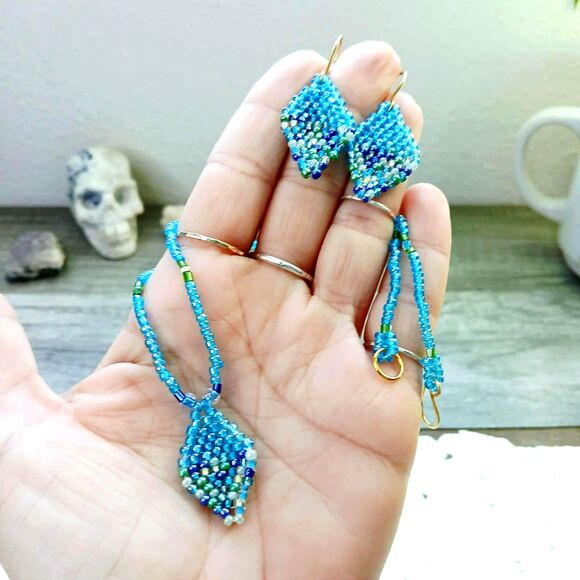 Beaded Choker & Earring Set, Blue & Green - Picture 3 of 6